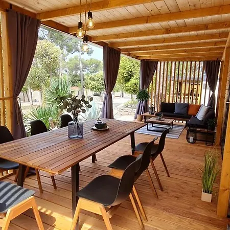 Mobile Home Luka Biograd Na Moru Exterior photo