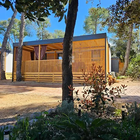 Mobile Home Luka Biograd Na Moru Exterior photo