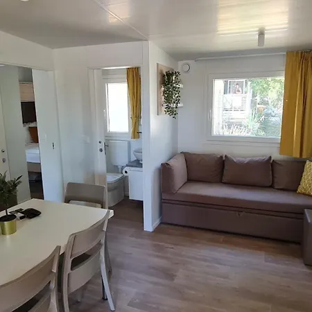 Mobile Home Luka Biograd Na Moru Exterior photo