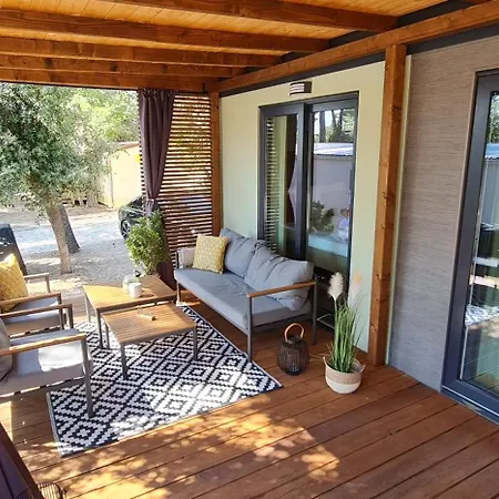 Mobile Home Luka Biograd Na Moru Exterior photo